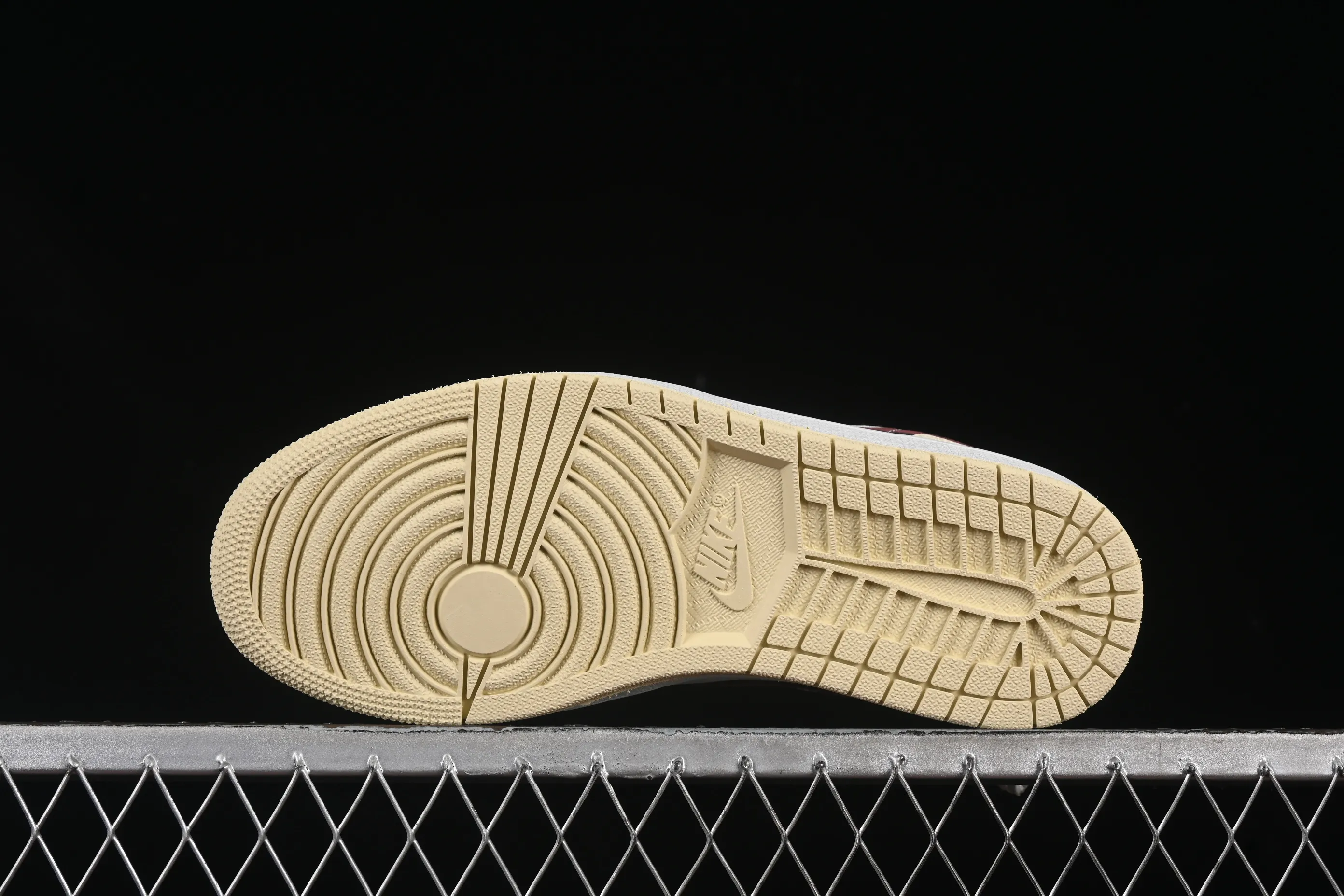 All categories Air Jordan Jordan series basketball shoes Air Jordan 1 Low Air Jordan 1 Low AJ1 Joe 1 cream yellow low-top cultural and casual sneakers HV6530-100